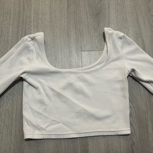 Oak + fort white ribbed crop top